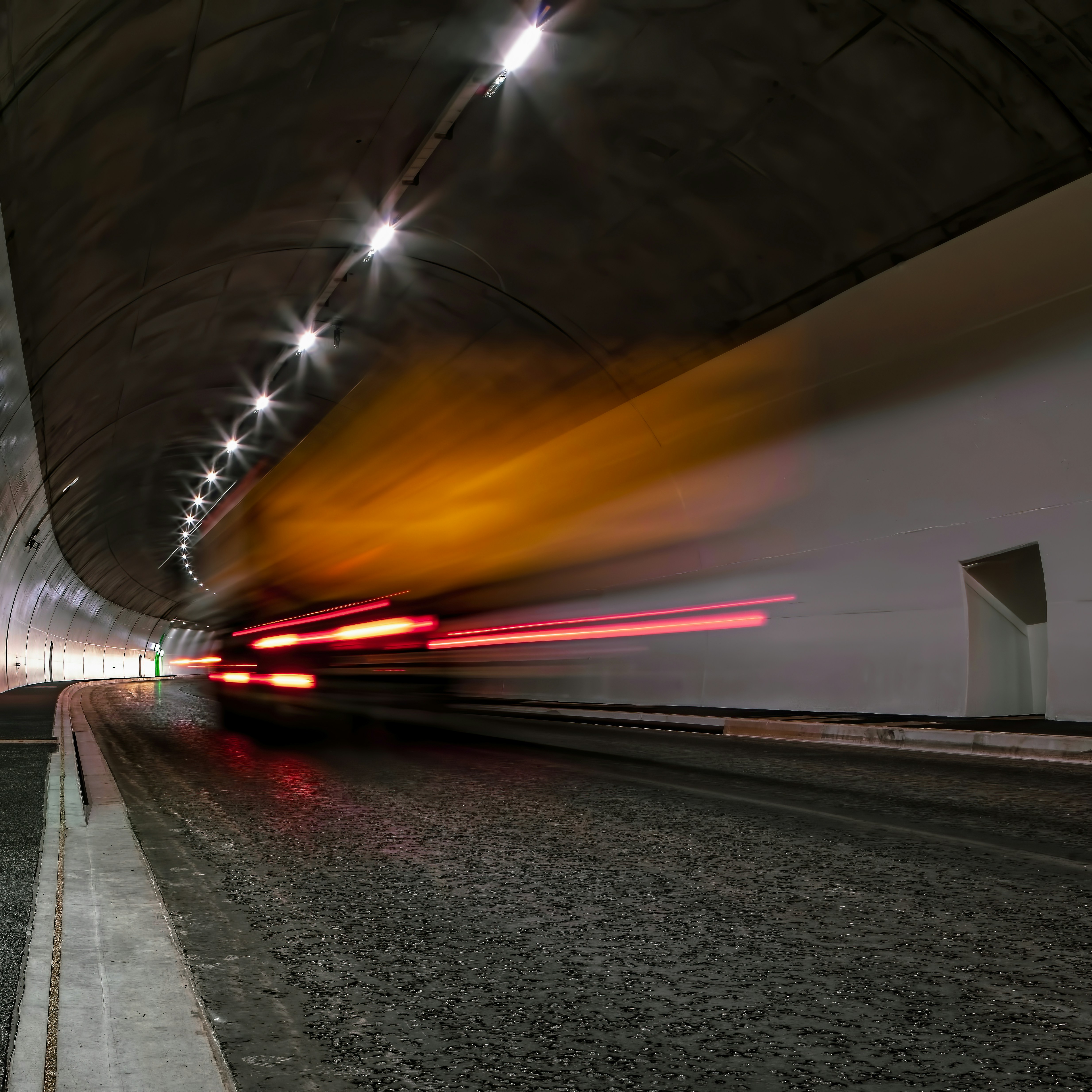 Schot Engineering Tunnel